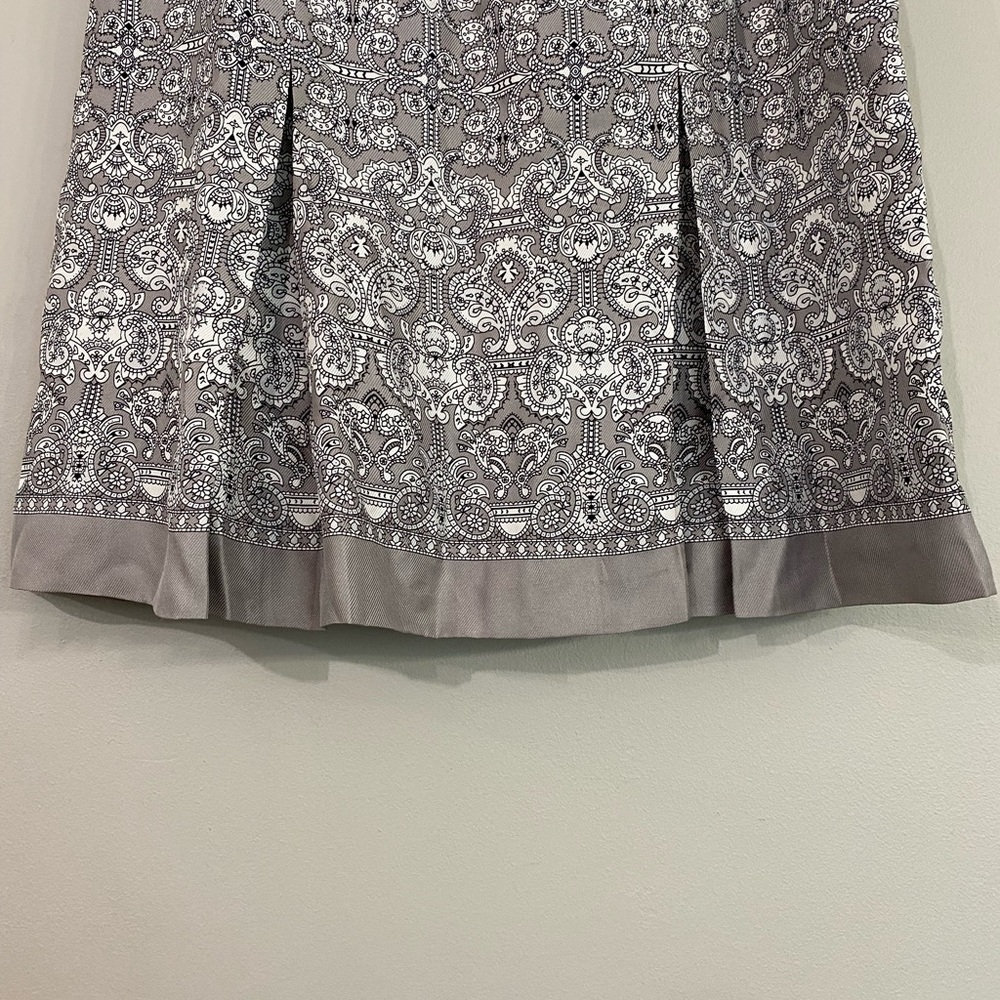 LOFT Ann Taylor beautiful skirt w/ lining & zipper - Picture 3 of 8